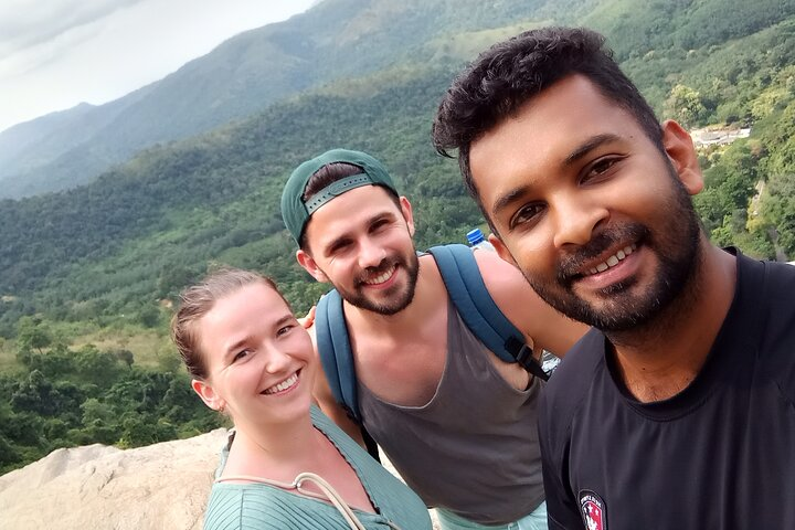 Waterfall Tour & nine arch bridge Ella - Photo 1 of 8